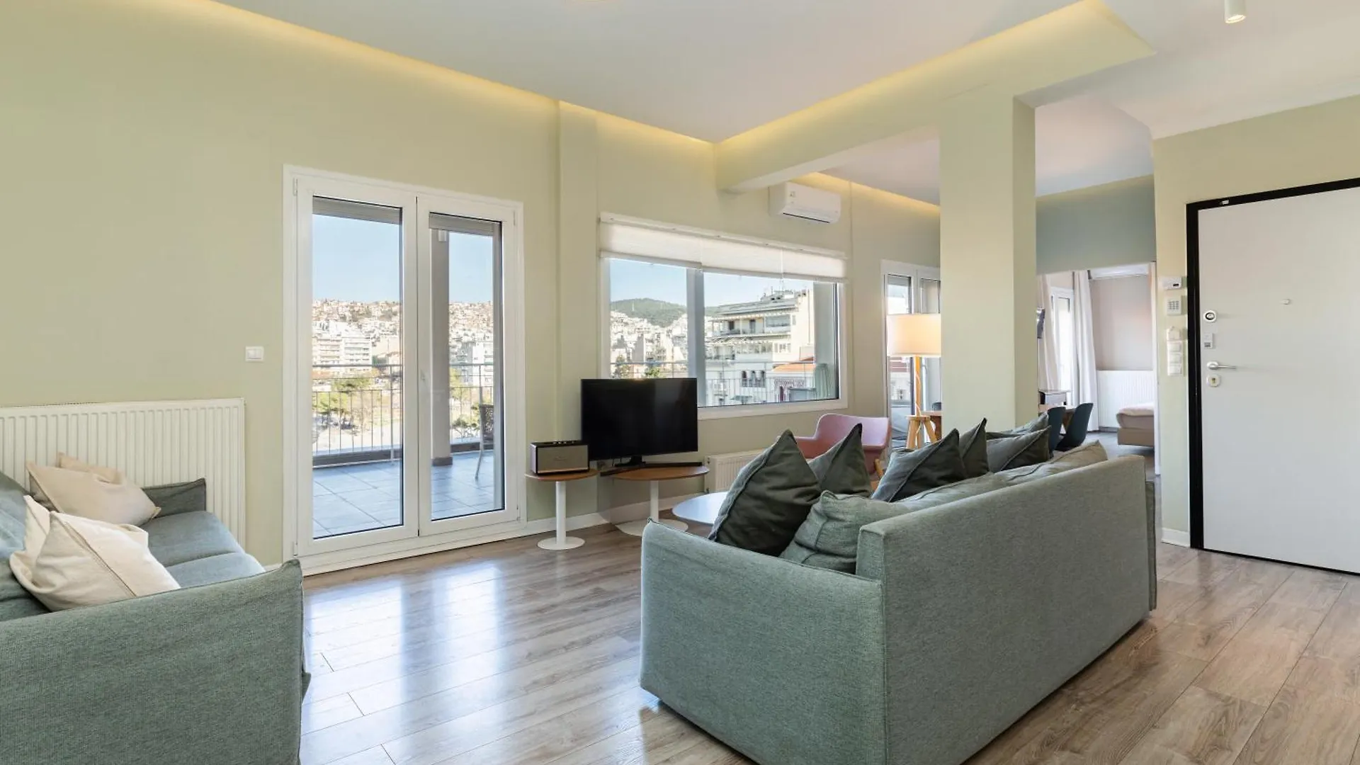 Apartment Apollo, Luxe Aristotelous Penthouse, City View Thessaloniki Greece